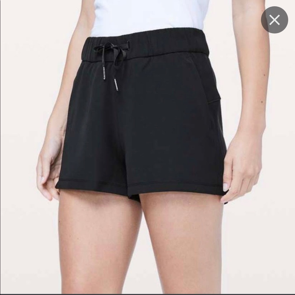 SOLD Lululemon on the fly shorts 4